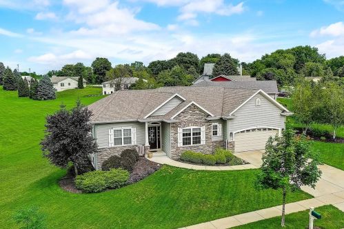 1023 Badger Dr, Lake Mills WI  53551-1774 exterior