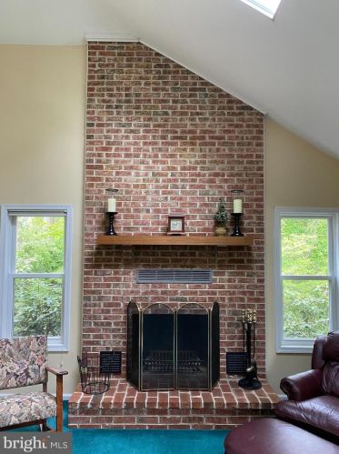 151 New Granville Rd, Wilmington DE  19808-1109 exterior