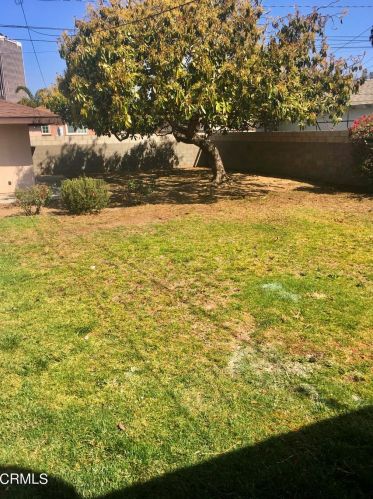 359 Occidental Dr, Oxnard CA  93036-2435 exterior