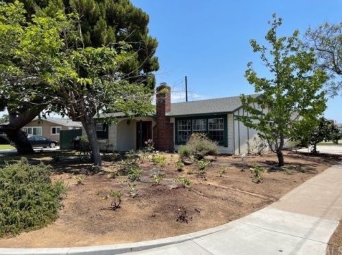 6651 San Diego Dr, Buena Park, CA 90620-2905