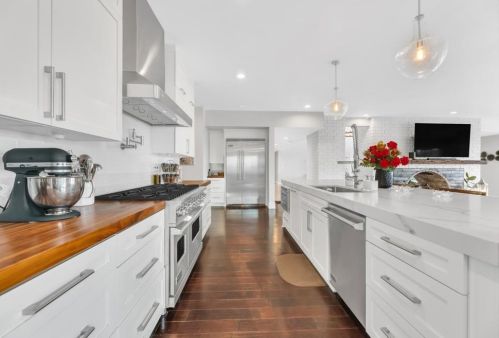 171 Dawn River Way, Folsom CA  95630-5048 exterior