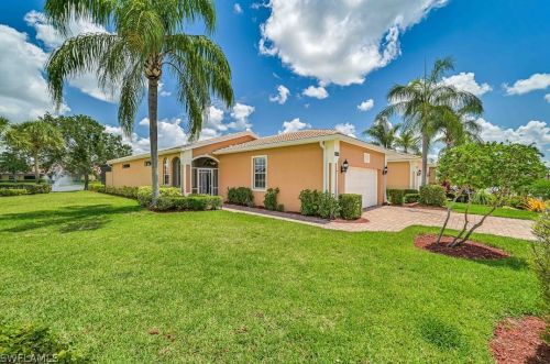 15238 Cortona Way, Naples FL  34120-0672 exterior