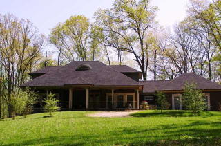 1985 Forest Cir, Cookeville, TN 38506-5670