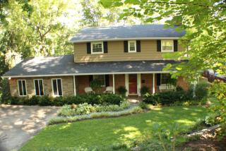 62 Abney Cir, Charleston, WV 25314-1345
