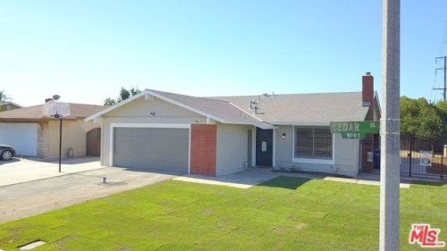 504 Cedar St, Ontario, CA 91761-5407