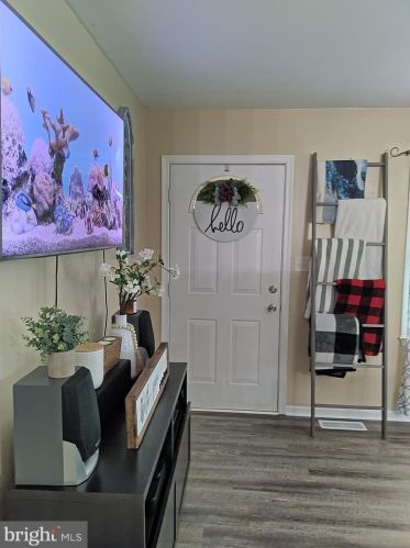 18128 Monrovia Rd, Madison Mills VA  22960-3109 exterior