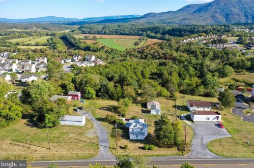 33456 Old Valley Pike, Strasburg VA  22657-3702 exterior