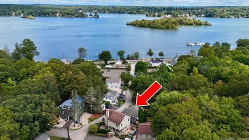 23 Lake Blvd, East Hampton, CT 06424-1923