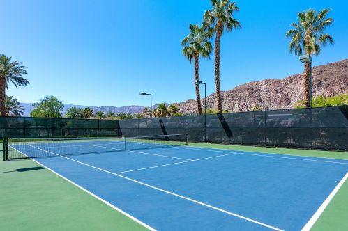 47910 Via Nice, La Quinta CA  92253-2157 exterior