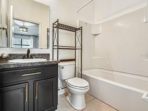 5241 Windsor Lake Cir, Sanford FL  32773-5736 exterior