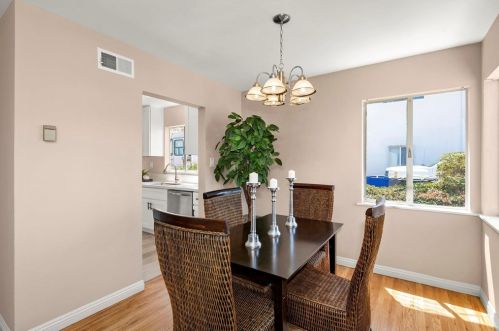 1027 Manchester St, National City CA  91950-4114 exterior