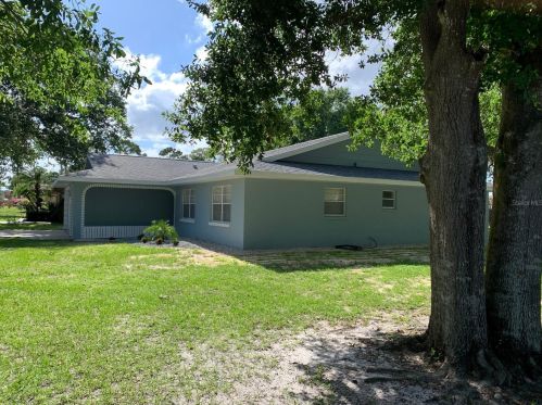 201 Robin Ave, Sebring FL  33870-8536 exterior