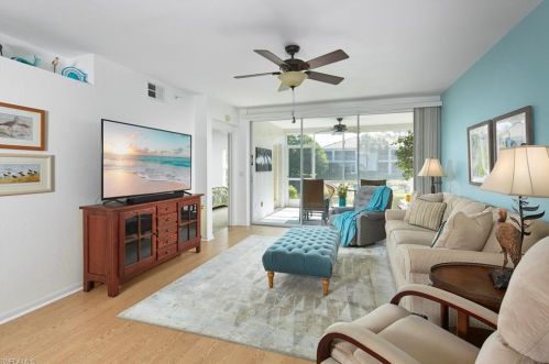 6812 Satinleaf Rd, Naples, FL 34109-7181