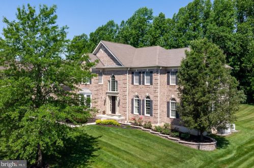 5 Locust Ln, Chadds Ford, PA 19317-9671
