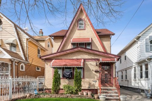 111-24 202nd St, Jamaica, NY 11412-1607