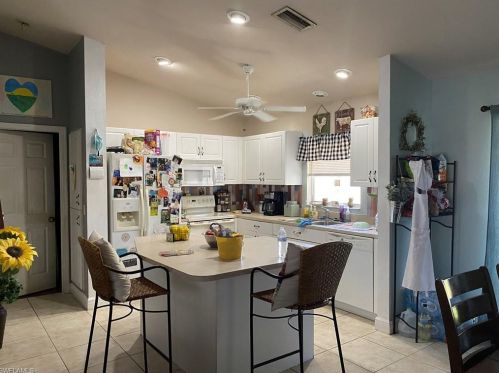 1632 2nd St, Cape Coral, FL 33909-0027