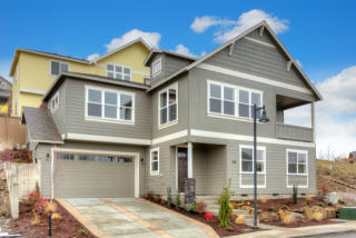 968 Overlook Dr, Ashland, OR 97520-9165