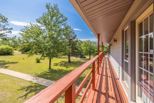 412 Millard Gainey Rd, Defuniak Springs FL  32435-4485 exterior