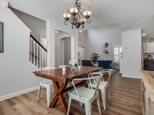 301 Ridgeway Blvd, Deland FL  32724-8811 exterior