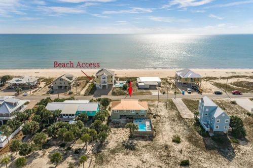 433 Gorrie Dr, Saint George Island FL  32328-3012 exterior