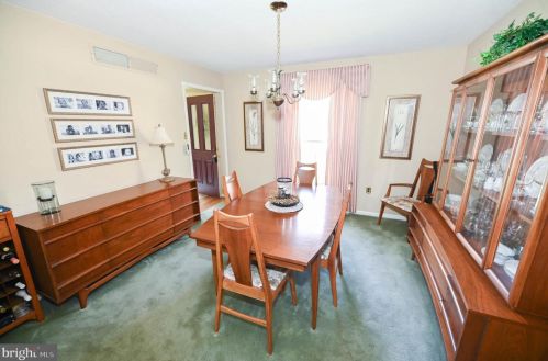 17 Briarwood Rd, Shrewsbury PA  17361-1801 exterior