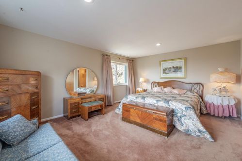 12726 Richards Blvd, Truckee CA  96161 exterior