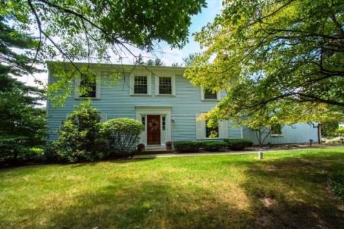 17070 Barryknoll Way, Granger, IN 46530-9781