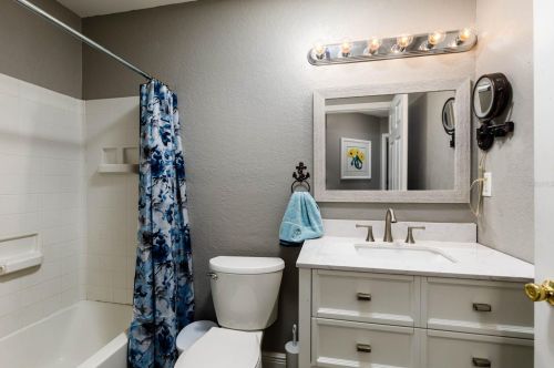 1426 Avenue H, Winter Haven FL  33881-4353 exterior