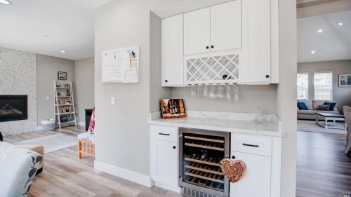 2133 Vintage Cir, Santa Rosa CA  95404-1350 exterior