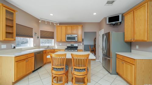 8 Daremy Ct, Lake Grove NY  11755-3226 exterior