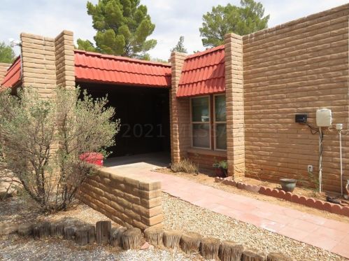 1003 Irene St, Sunizona, AZ 85625-4066