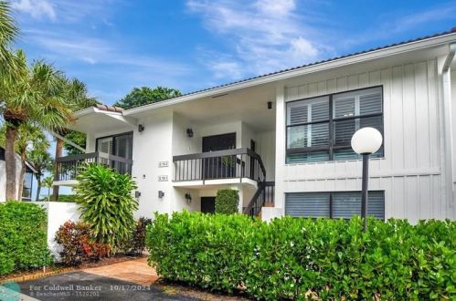 7671 Lakeside Blvd, Boca Raton, FL 33434-6237
