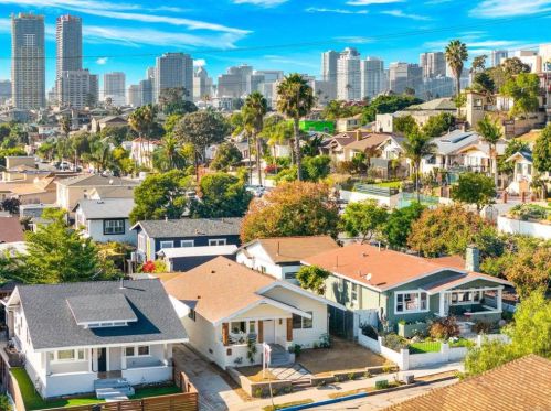 244 27th St, San Diego CA  92102-3118 exterior