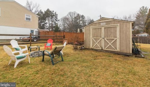 1611 Buttonwood Rd, Flourtown PA  19031-2202 exterior