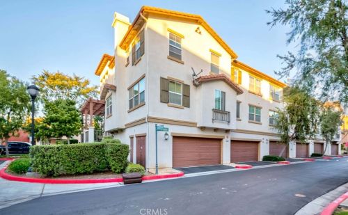 2185 Silva Dr, Fullerton, CA 92833-5762