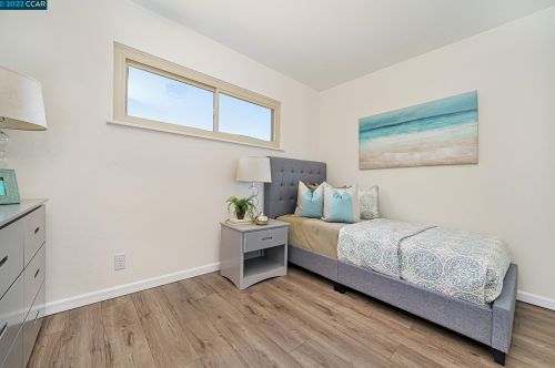 17349 Via Alamitos, San Lorenzo CA  94580-3503 exterior