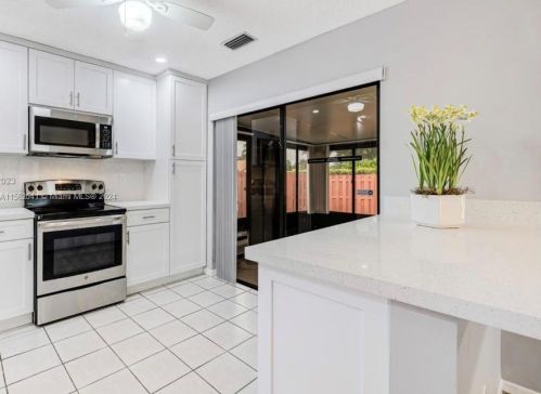 11301 4th St, Hollywood FL  33025-3451 exterior