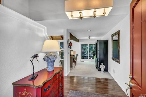 6472 Timber Springs Dr, Santa Rosa, CA 95409-5904