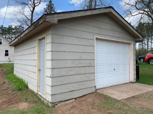 522 Maple St, Spooner, WI 54801-1251