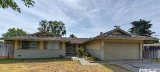 7501 Titian Pkwy, Sacramento, CA 95823-3719