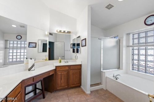 1394 Toledo St, Gilbert AZ  85295-5505 exterior