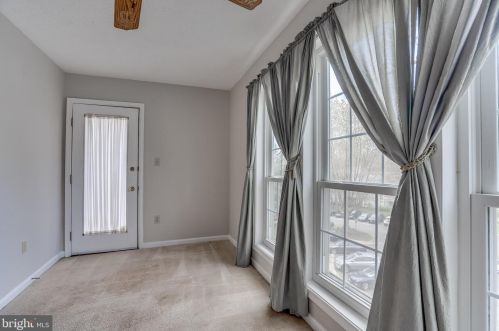 7779 Willow Pt Dr, Falls Church VA  22042-7536 exterior