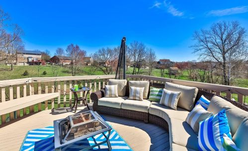 7549 Valley Watch Dr, Florence KY  41042-8004 exterior