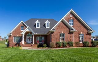 3047 Cross Gate Ln, Columbia, TN 38401-7391