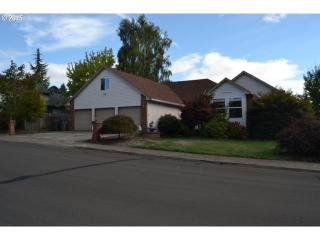 1480 Hoffman Dr, Mcminnville, OR 97128-2343