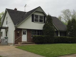 6515 42, Milwaukee WI  53209-3008 exterior