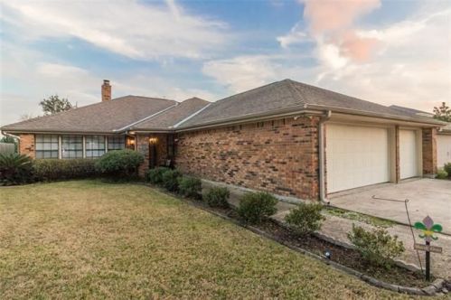 165 Moonraker Dr, Slidell, LA 70458-5522