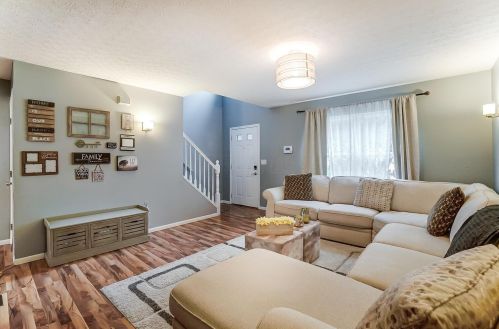 7953 Hickson Dr, Blacklick, OH 43004-9113
