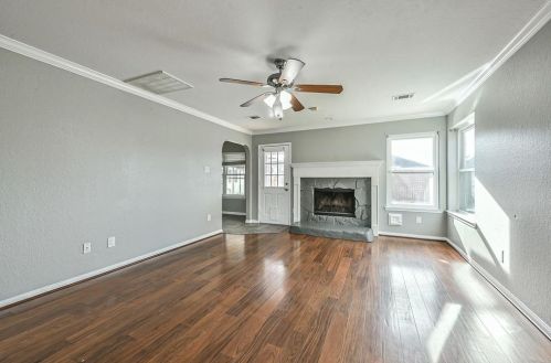 421 Spencer Lndg Ln, Morgans Point TX  77571-9147 exterior