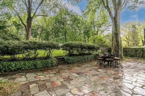206 Morewood Rd, Glenshaw, PA 15116-2047